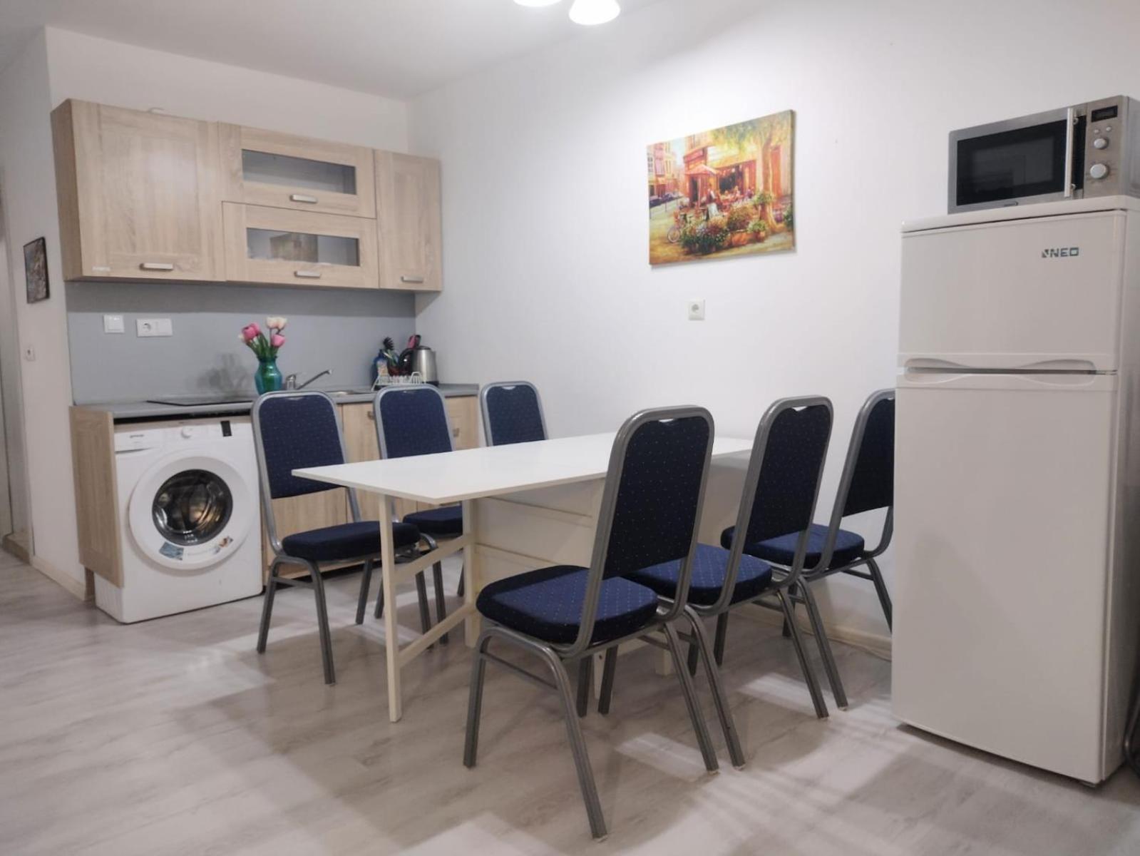 Private Apartment With Parking And Pool Balčik Exteriér fotografie