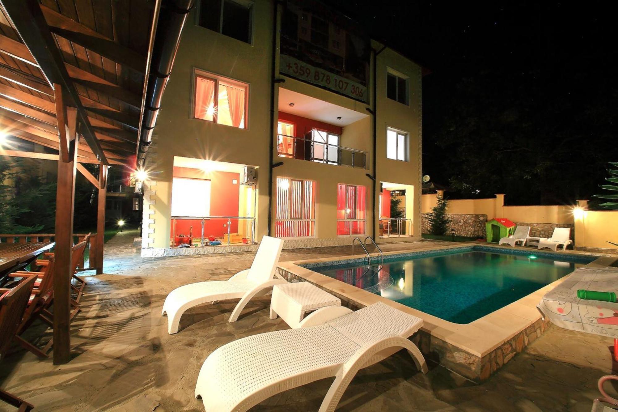 Private Apartment With Parking And Pool Balčik Exteriér fotografie