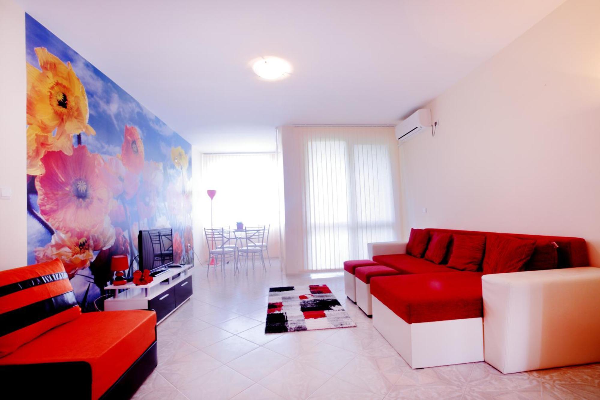 Private Apartment With Parking And Pool Balčik Exteriér fotografie